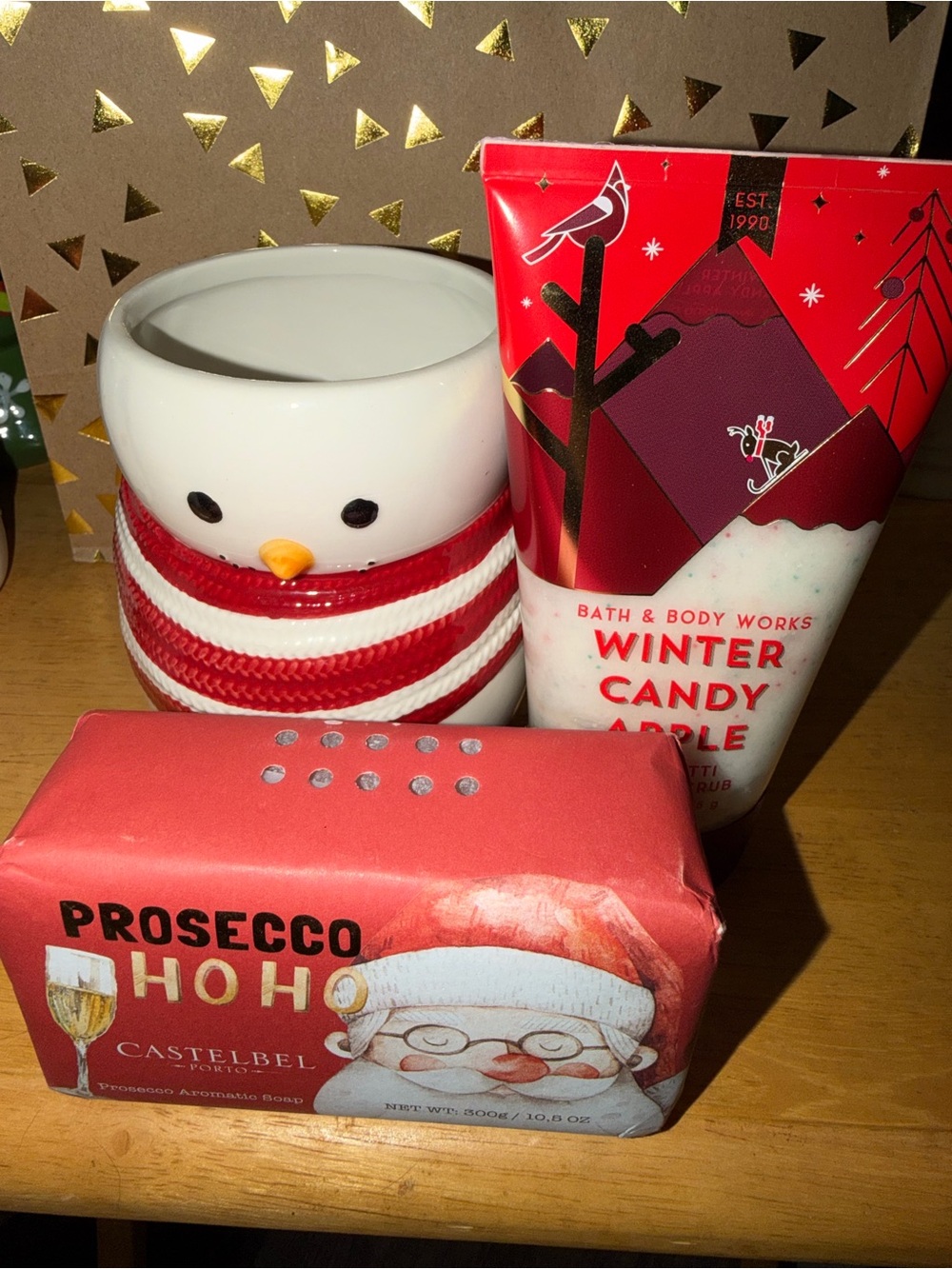 Bath & Body Works Winter Candy Apple Hand Cream Snowman Mug and Bar Soap